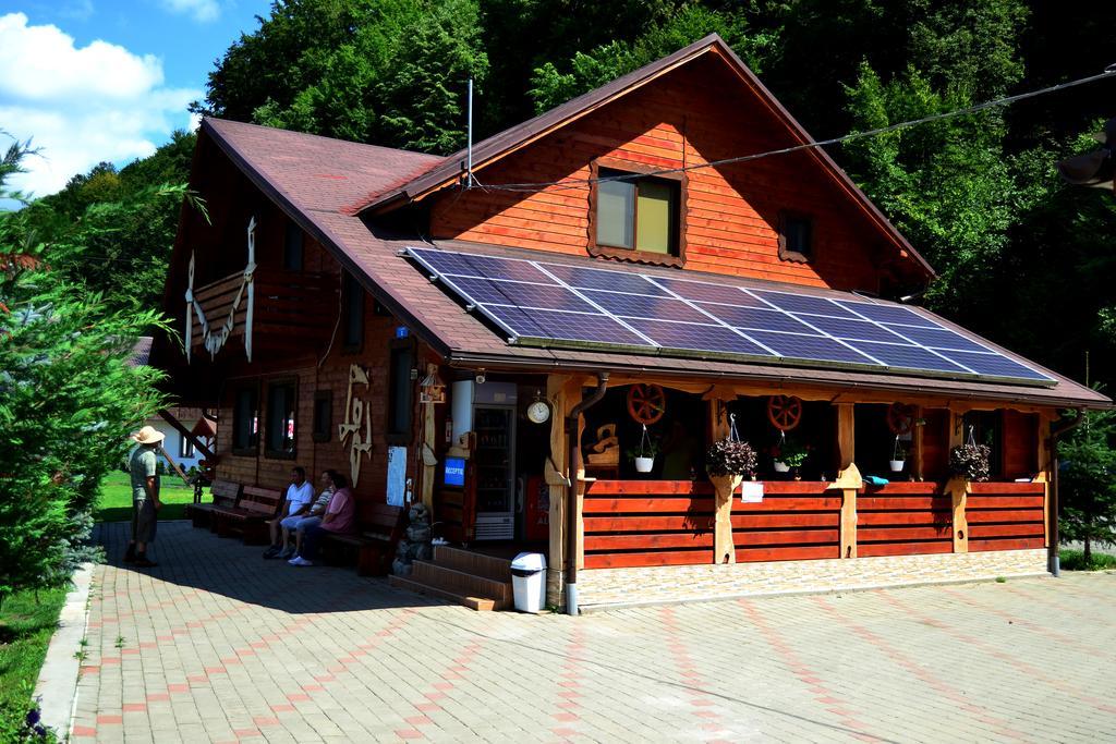 Pensiunea Sequoia Cluj-Napoca Luaran gambar